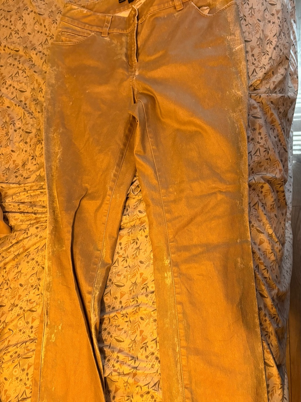Women’s tan jeans with gold accents - Per Se collection By Carlisle